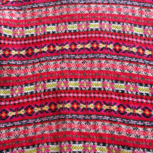 Colorful Patterned Sweater - Picture 4 of 7